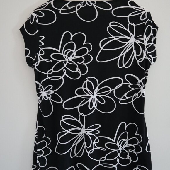 Tahari black and white floral cowl neck blouse, M - sophisticated patterned top - Picture 2 of 4